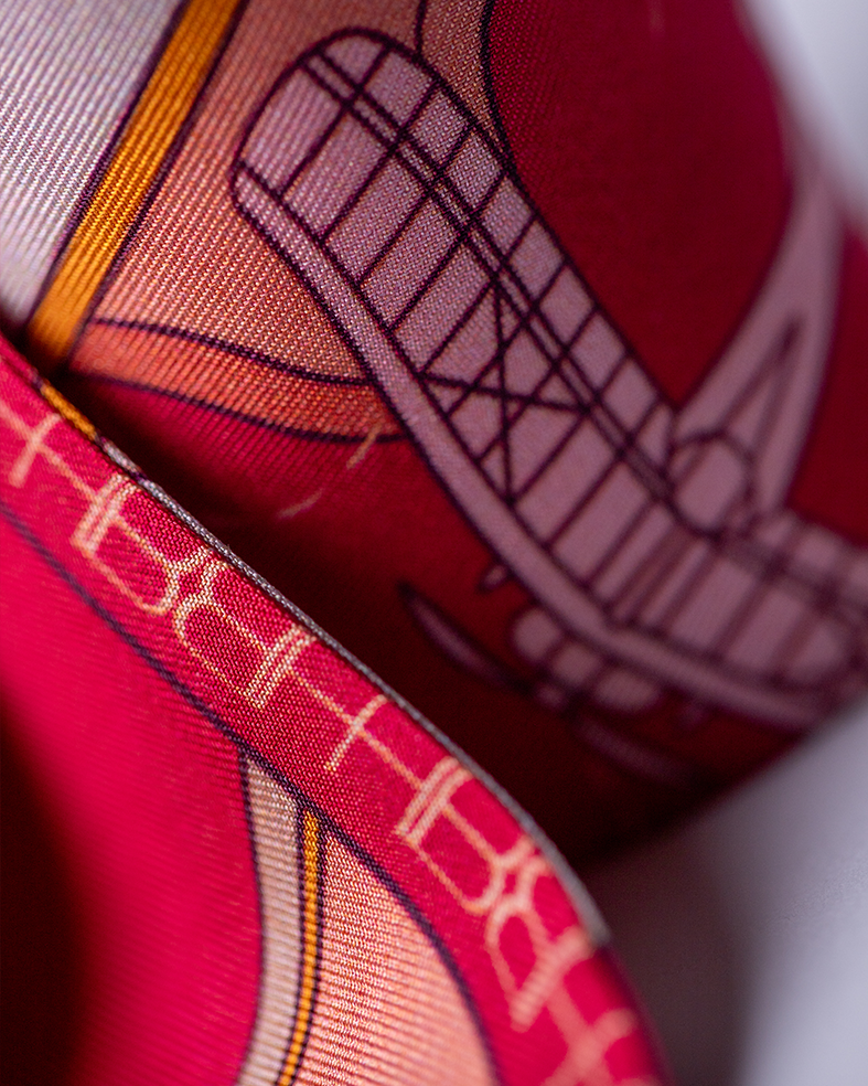 Bond Girl Twilly - Lip Red